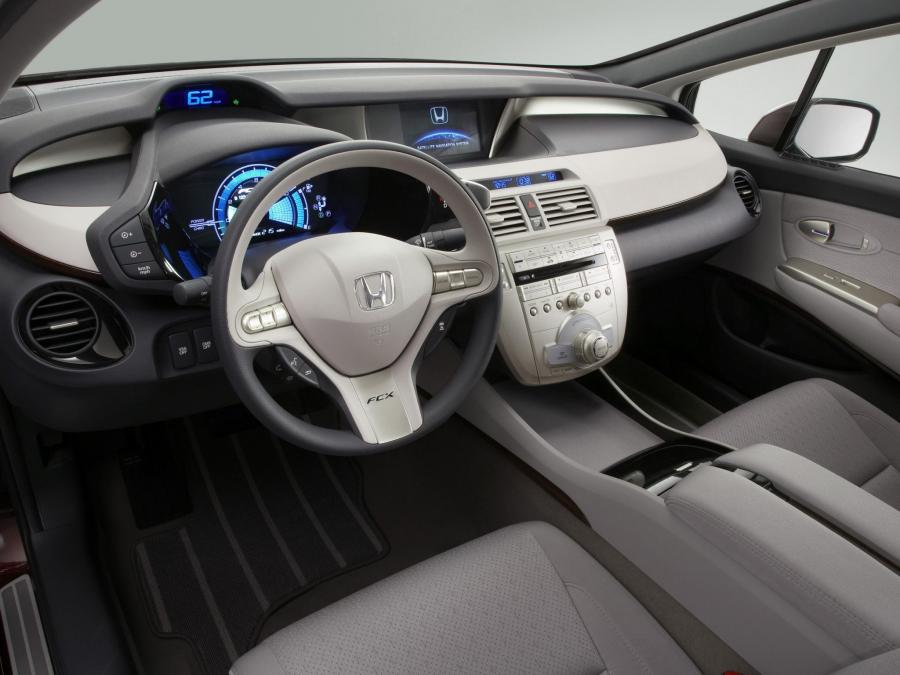  Honda FCX Clarity 2007 года  (фото 9 из 44)